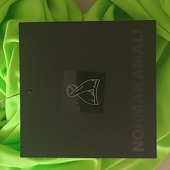 Norma kamali halter drape side gown lime green size M NWT - Picture 4 of 6